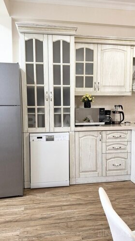 İcarəyə verilir 3 otaqlı yeni tikili 160 m², 28 May m., photo 10 from 27