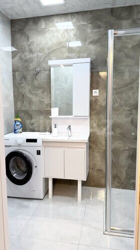 İcarəyə verilir 3 otaqlı yeni tikili 160 m², 28 May m., photo 16 from 27