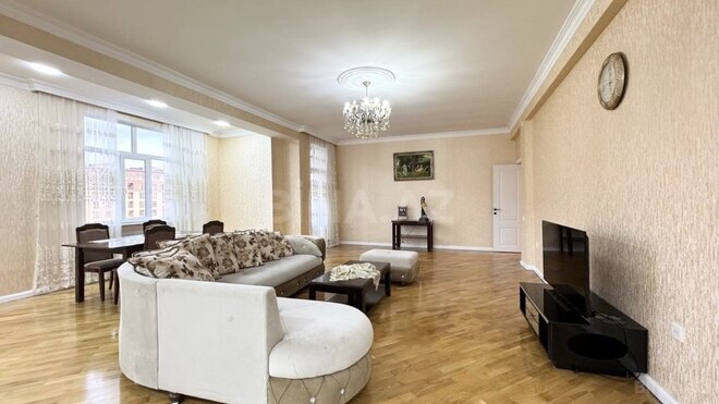 İcarəyə verilir 3 otaqlı yeni tikili 160 m², 28 May m., photo 1 from 27