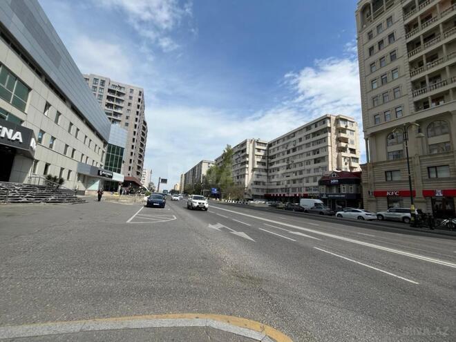 Satılır 2 otaqlı köhnə tikili 63 m², Gənclik m., photo 22 from 23