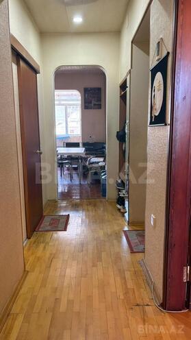 İcarəyə verilir 2 otaqlı köhnə tikili 70 m², Nəriman Nərimanov m., photo 15 from 19