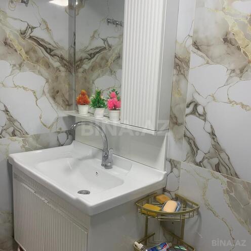 Продаётся 4-комн. вторичка 100 м², Хатаинский р., photo 12 from 13