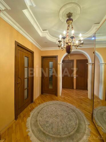 Продаётся 3-комн. вторичка 85 м², м. Ази Асланов, photo 1 from 22