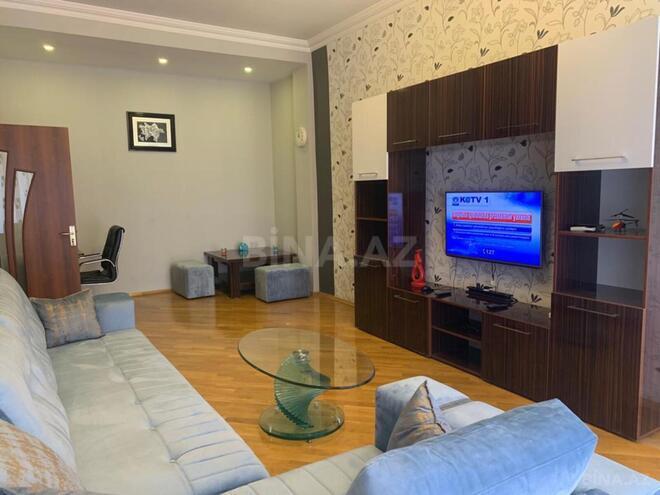 İcarəyə verilir 2 otaqlı yeni tikili 110 m², 28 May m., photo 18 from 29