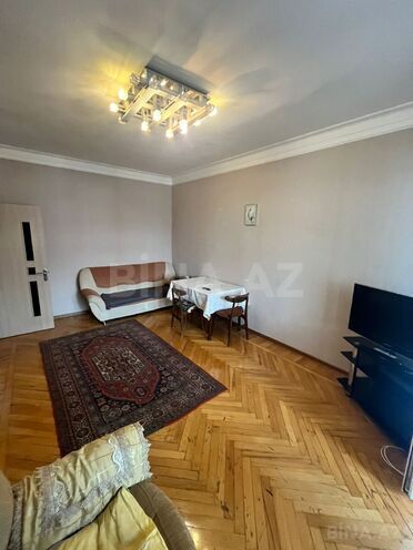 İcarəyə verilir 3 otaqlı köhnə tikili 70 m², Elmlər Akademiyası m., photo 3 from 13