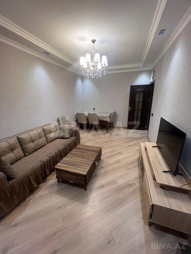Satılır 3 otaqlı köhnə tikili 85 m², Azadlıq Prospekti m., photo 1 from 16