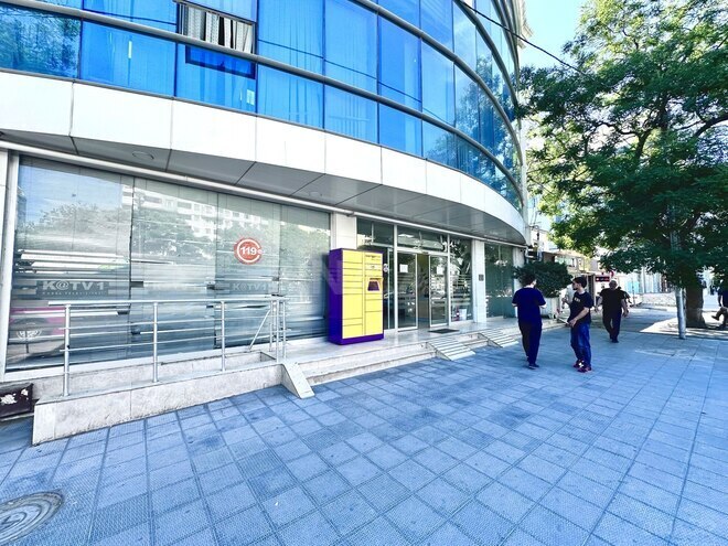İcarəyə verilir 10 otaqlı ofis 300 m², İnşaatçılar m., photo 4 from 32