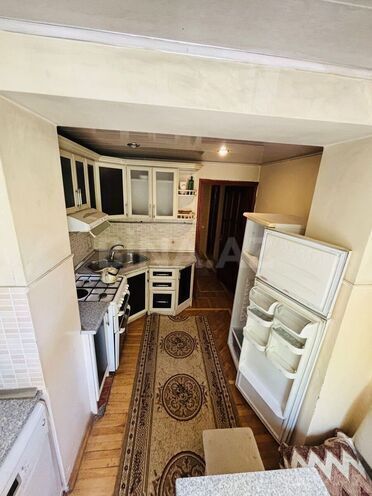 Satılır 3 otaqlı köhnə tikili 90 m², Gənclik m., photo 1 from 12