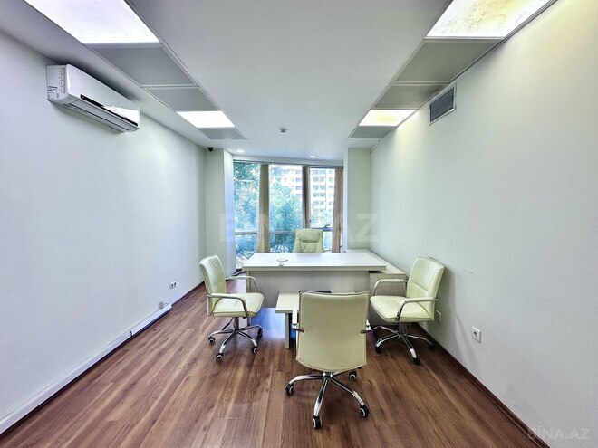 İcarəyə verilir 10 otaqlı ofis 300 m², İnşaatçılar m., photo 30 from 32