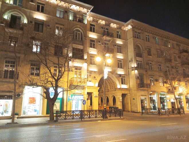 İcarəyə verilir 1 otaqlı köhnə tikili 32 m², Nizami m., photo 1 from 15