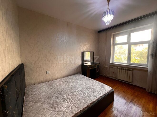 Satılır 2 otaqlı köhnə tikili 65 m², Yasamal r., photo 8 from 18