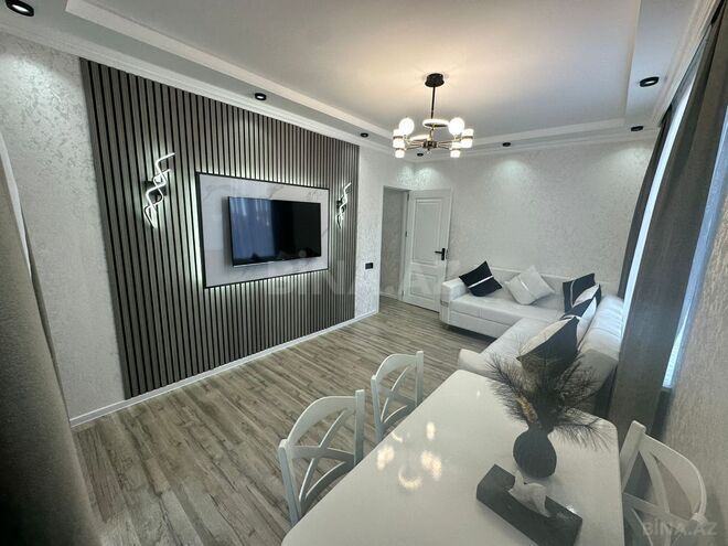 Продаётся 2-комн. вторичка 45 м², м. Нефтчиляр, photo 1 from 19