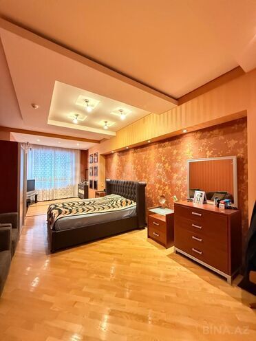 Продаётся 4-комн. новостройка 240 м², м. Низами, photo 8 from 16