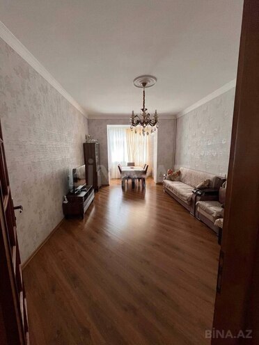 Продаётся 2-комн. вторичка 60.6 м², м. Элмляр Академиясы, photo 1 from 13