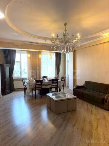 Продаётся 3-комн. новостройка 135 м², м. Шах Исмаил Хатаи, photo 1 from 13