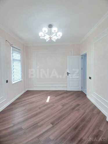 Satılır 2 otaqlı köhnə tikili 45 m², İnşaatçılar m., photo 1 from 16