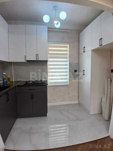 Satılır 2 otaqlı köhnə tikili 45 m², İnşaatçılar m., photo 4 from 16
