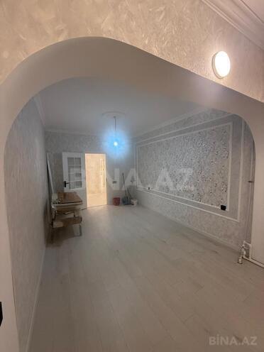 Satılır 2 otaqlı köhnə tikili 67 m², Həzi Aslanov m., photo 1 from 14