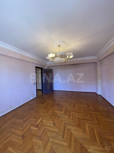 Satılır 5 otaqlı köhnə tikili 140 m², Nizami m., photo 8 from 25