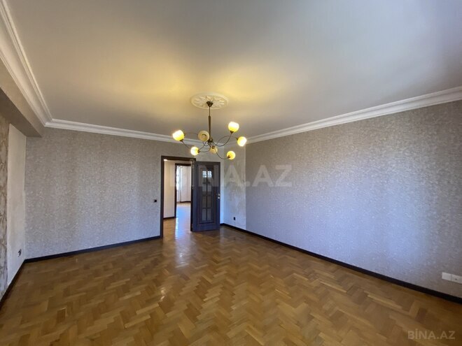Satılır 5 otaqlı köhnə tikili 140 m², Nizami m., photo 15 from 25