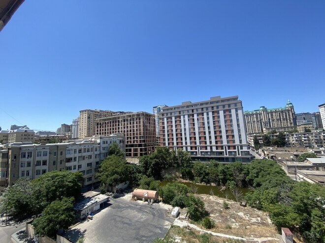 Satılır 5 otaqlı köhnə tikili 140 m², Nizami m., photo 22 from 25