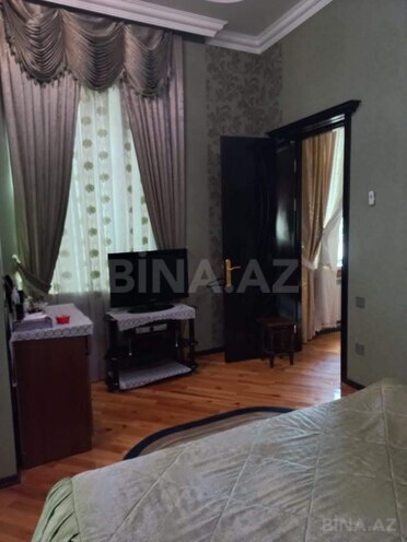 Продаётся 11-комн. дом/дача 300 м², м. Кара Караев, photo 12 from 20