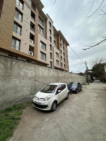 Satılır 3 otaqlı köhnə tikili 65 m², Binə q., photo 1 from 23