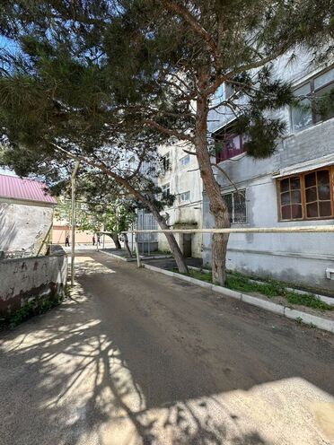 Satılır 3 otaqlı köhnə tikili 65 m², Binə q., photo 1 from 21
