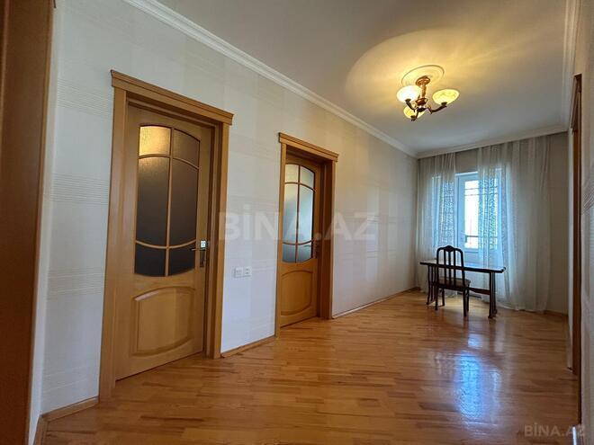 Satılır 4 otaqlı həyət evi/bağ evi 200 m², photo 18 from 32