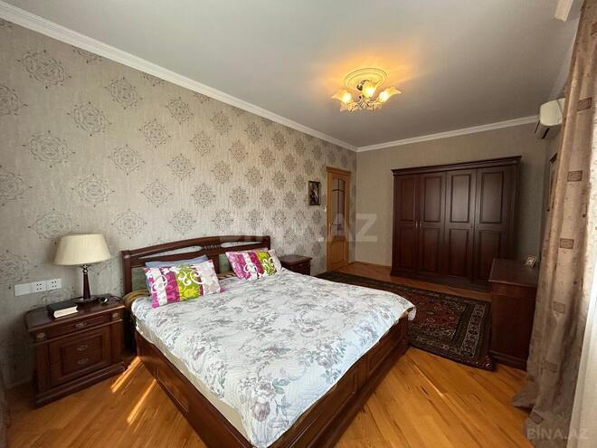 Satılır 4 otaqlı həyət evi/bağ evi 200 m², photo 12 from 32