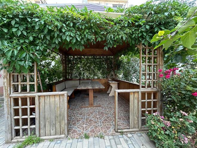 Satılır 4 otaqlı həyət evi/bağ evi 200 m², photo 3 from 32