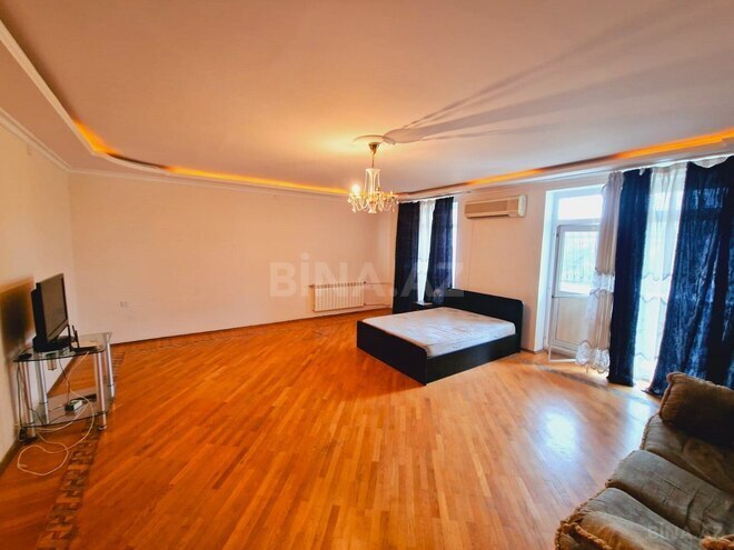 Satılır 3 otaqlı köhnə tikili 100 m², Nərimanov r., photo 1 from 18