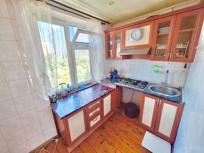 İcarəyə verilir 3 otaqlı köhnə tikili 75 m², Qara Qarayev m., photo 10 from 14