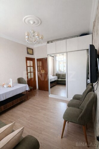 Satılır 2 otaqlı köhnə tikili 40 m², Azadlıq Prospekti m., photo 4 from 8