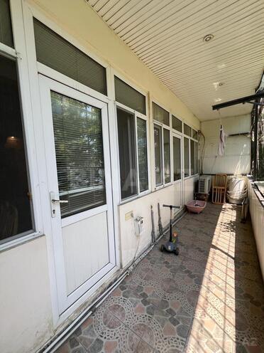 Satılır 2 otaqlı köhnə tikili 70 m², Nizami m., photo 8 from 14