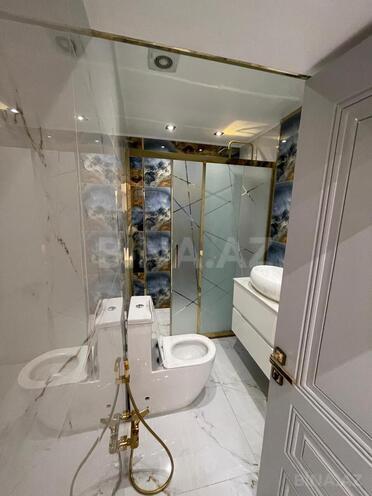 Продаётся 3-комн. вторичка 65 м², м. Низами, photo 19 from 21