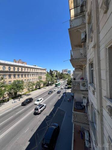 Сдаётся 2-комн. вторичка 60 м², м. Элмляр Академиясы, photo 18 from 21