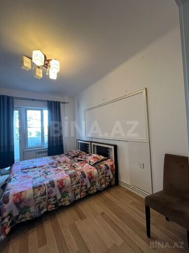 Satılır 2 otaqlı köhnə tikili 70 m², İnşaatçılar m., photo 8 from 17