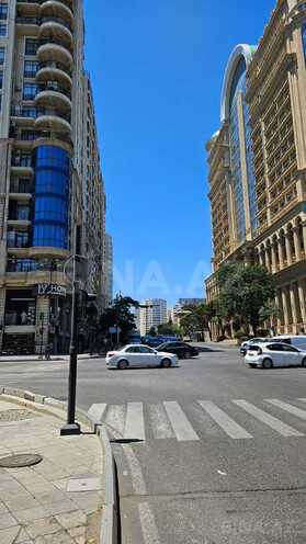 Продаётся  объект 185 м², м. Элмляр Академиясы, photo 3 from 10
