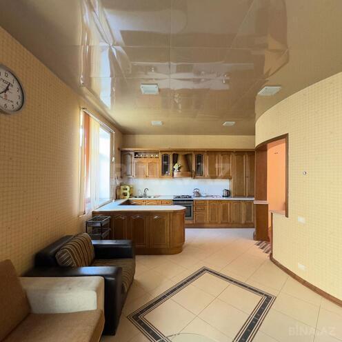 Satılır 7 otaqlı həyət evi/bağ evi 600 m², Şüvəlan q., photo 18 from 31