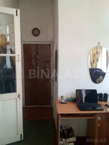 Satılır 2 otaqlı köhnə tikili 55 m², Qara Qarayev m., photo 7 from 9