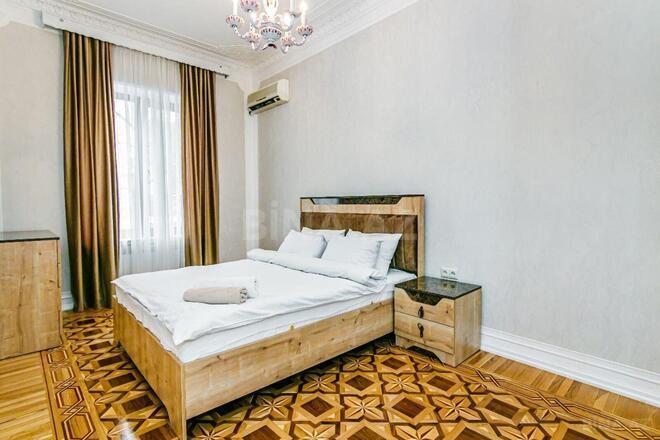İcarəyə verilir 4 otaqlı köhnə tikili 120 m², Sahil m., photo 17 from 31