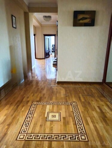 İcarəyə verilir 3 otaqlı yeni tikili 159 m², 28 May m., photo 12 from 15