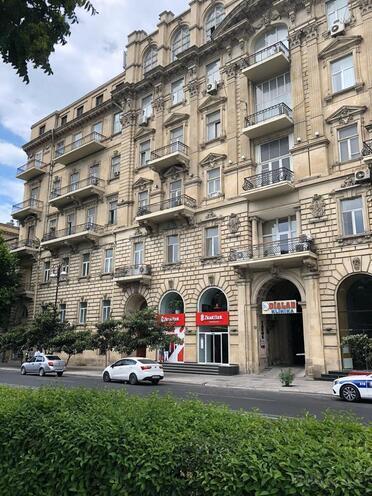Продаётся  объект 320 м², м. Ичеришехер, photo 1 from 6