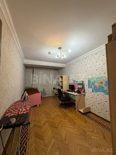 Satılır 4 otaqlı köhnə tikili 121 m², Bayıl q., photo 4 from 14