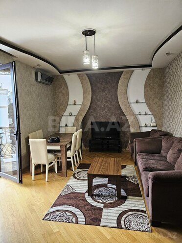 Сдаётся 3-комн. вторичка 60 м², м. Элмляр Академиясы, photo 1 from 18