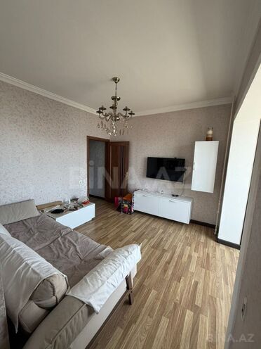 Продаётся 1-комн. вторичка 42 м², м. Иншаатчылар, photo 3 from 19