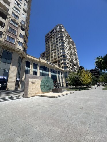 İcarəyə verilir 3 otaqlı yeni tikili 90 m², 28 May m., photo 1 from 16