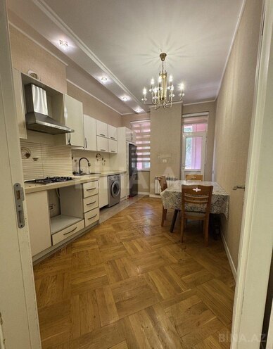 Продаётся 3-комн. новостройка 131 м², м. Элмляр Академиясы, photo 8 from 15