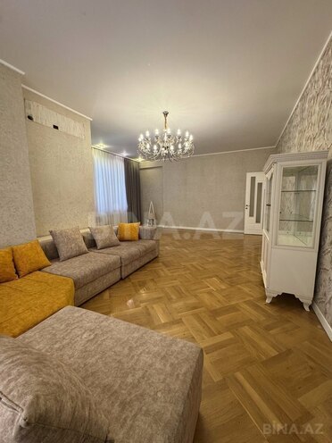 Продаётся 3-комн. новостройка 131 м², м. Элмляр Академиясы, photo 3 from 15